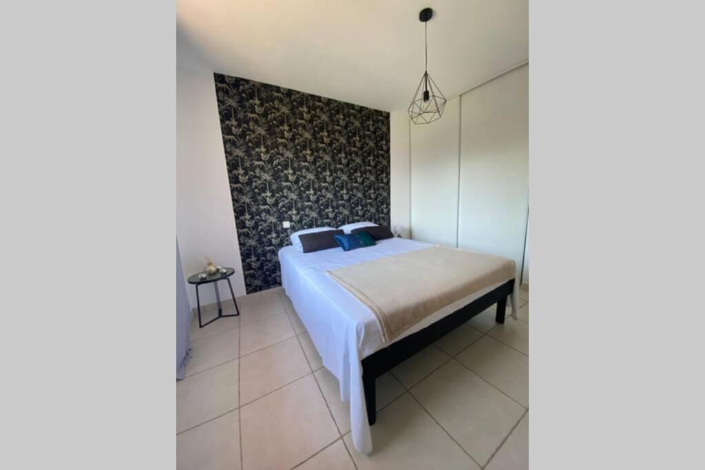 Joli F3 De 60M2 Avec Balcon Apartment Bastelicaccia Exterior foto