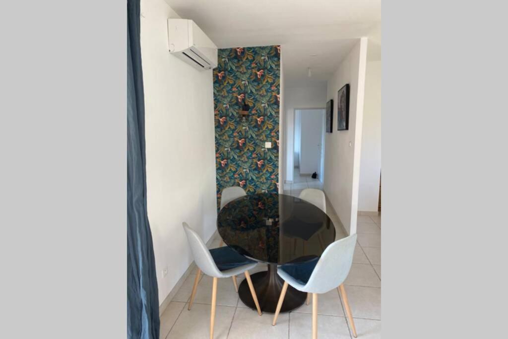 Joli F3 De 60M2 Avec Balcon Apartment Bastelicaccia Exterior foto