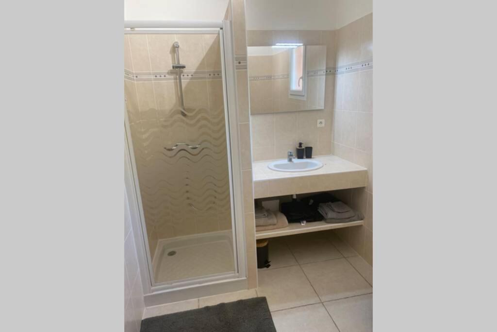 Joli F3 De 60M2 Avec Balcon Apartment Bastelicaccia Exterior foto